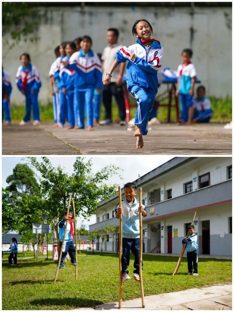 休み時間に運動場を走る腊福小学校の児童（写真上）。竹馬で遊ぶ戈的小学校の児童（写真下、撮影・陳欣波）。