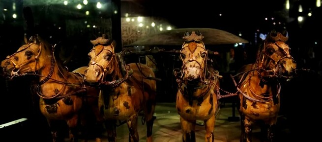 秦始皇帝陵の銅車馬 銅車馬博物館に引っ越し