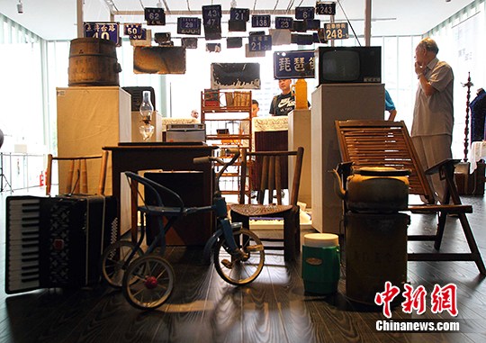 昔の生活の記憶を呼び起こす「南京に暮らす」展示会