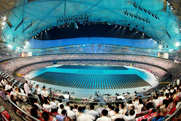 2008年8月8日，中国北京，北京奥运会开幕式隆重开幕。