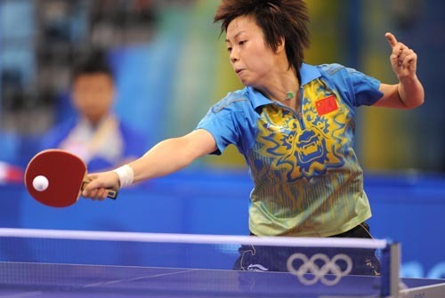 中国の張怡寧、王楠、郭躍選手が卓球女子シングルス準決勝に進出 中国の張怡寧、王楠、郭躍選手が卓球女子シングルス準決勝に進出