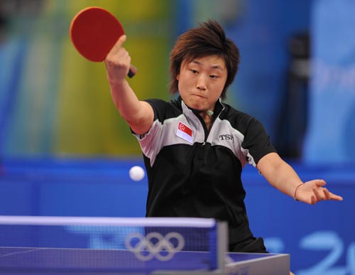 中国の張怡寧、王楠、郭躍選手が卓球女子シングルス準決勝に進出 中国の張怡寧、王楠、郭躍選手が卓球女子シングルス準決勝に進出